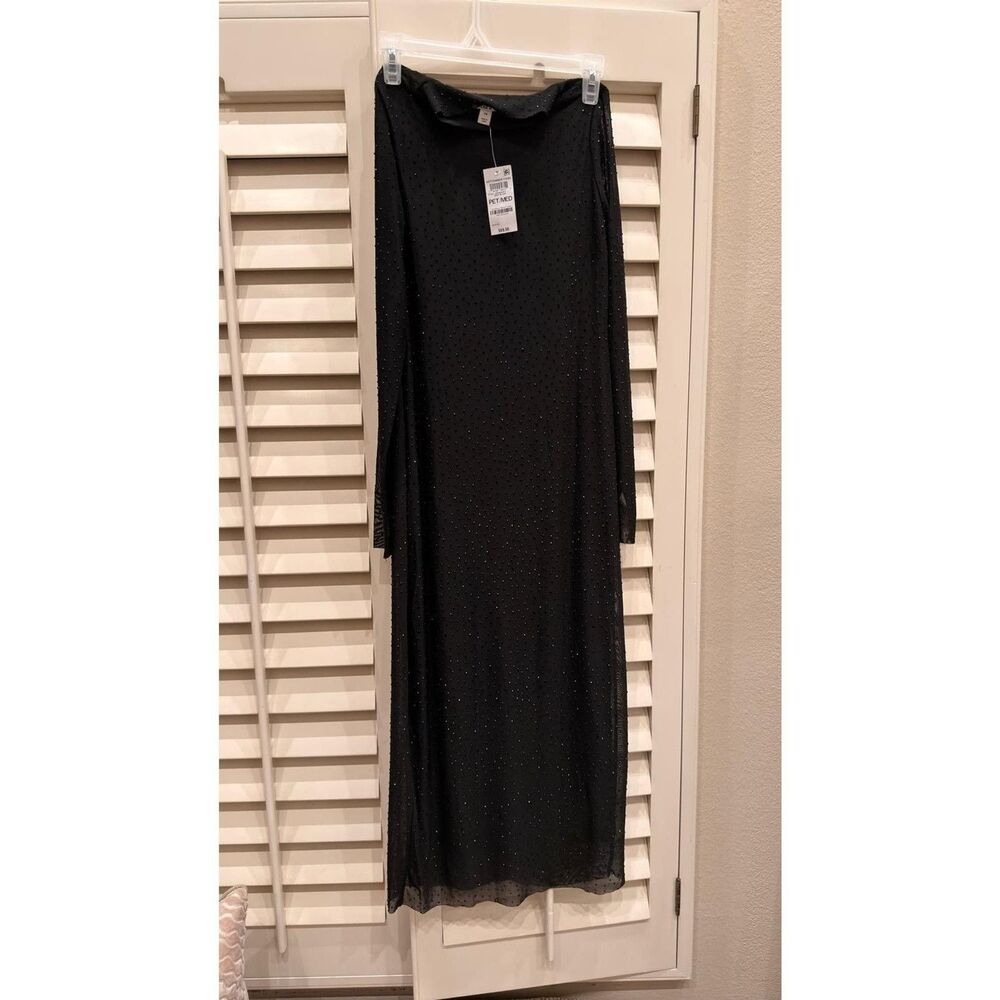 Stunning Bar III petite maxi dress is brand new with tags (NWT)
